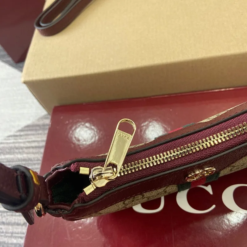 All categories Official website "Brand Women's Bags" Women's Bags 💙 GUCCI 2025 new GUCCI armpit bag