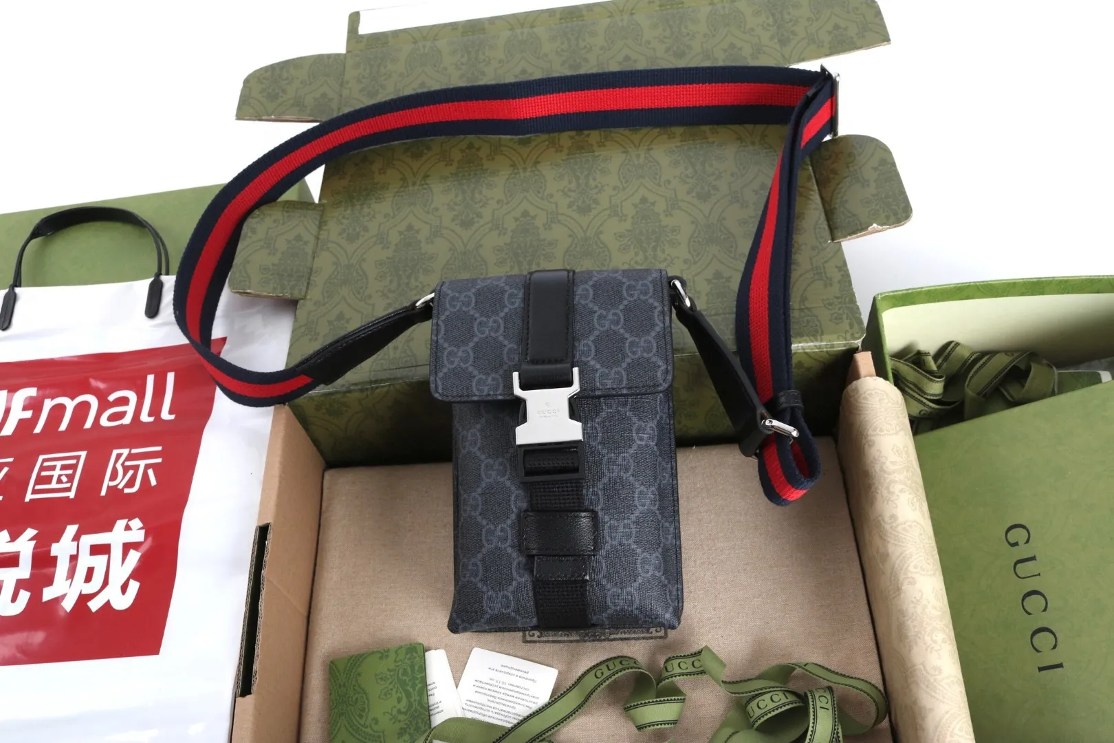 All Categories Official Website "Brand Women's Bags" Women's Bags 💙 GUCCI GUCCI 2026 New Classic GG Pattern Crossbody Bag