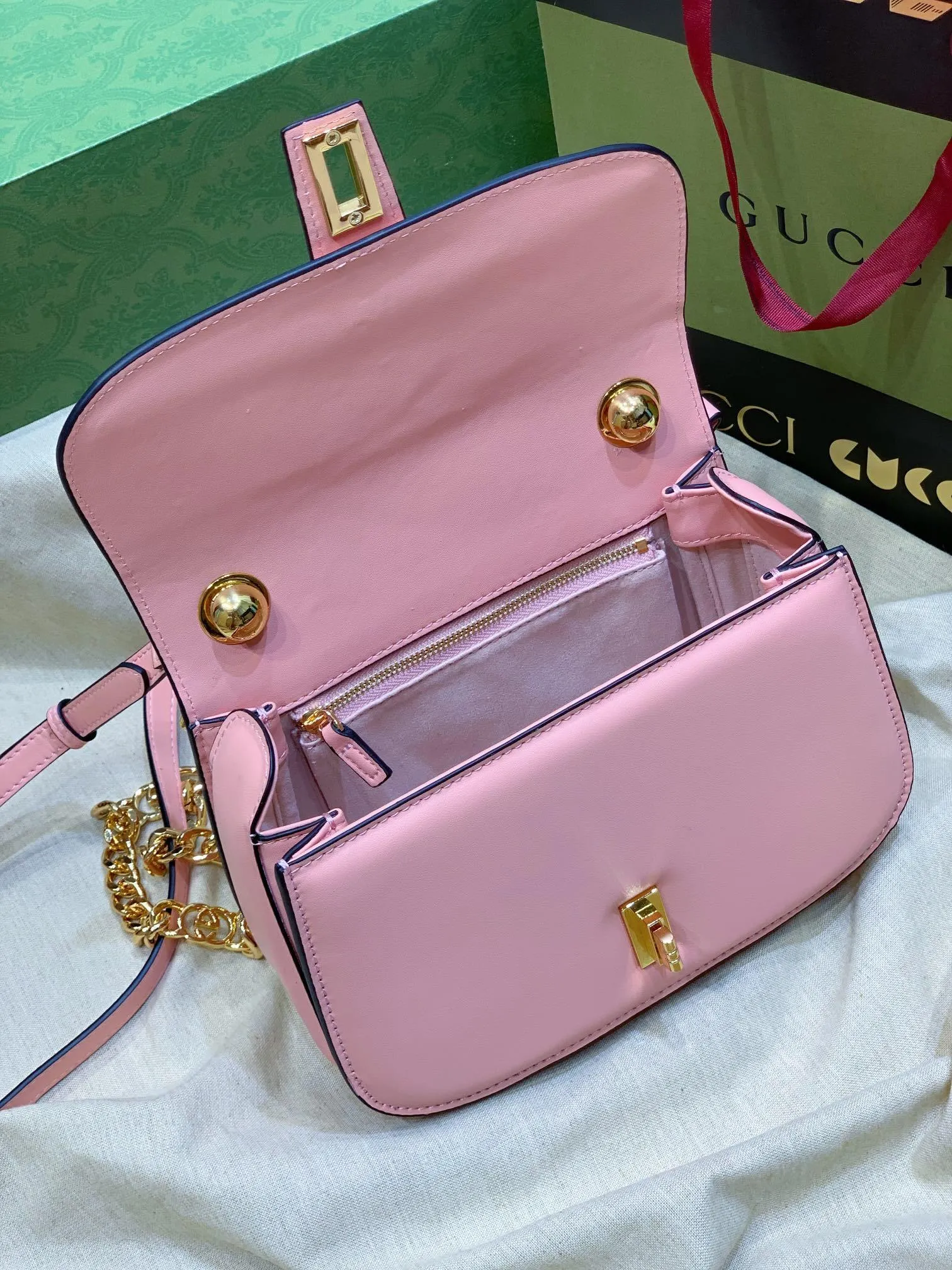 All categories Official website "Brand Women's Bags" Women's Bags 💙 GUCCI 2023 latest GUCCI crossbody bag