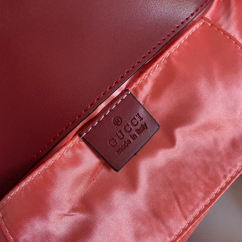 All categories Official website "Brand Women's Bags" Women's Bags 💙 GUCCI 2022 official new Gucci crossbody bag wholesale Original order quality 58002000 Size: 22-13-6Cm