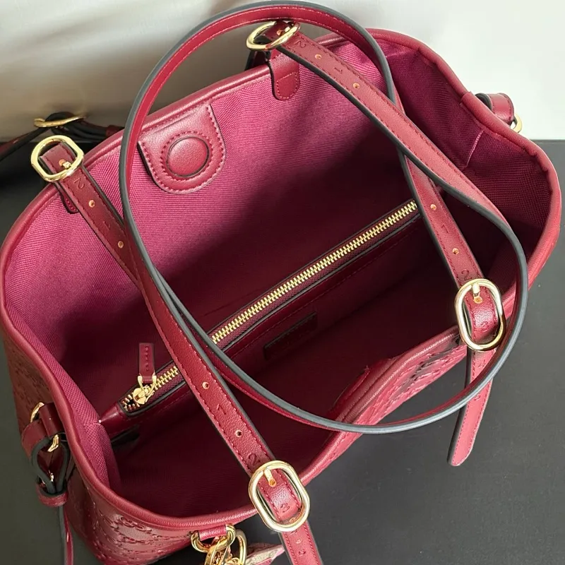 All Categories Official Website "Brand Women's Bags" Women's Bags 💙 GUCCI 2026 New GUCCI Crossbody Bag