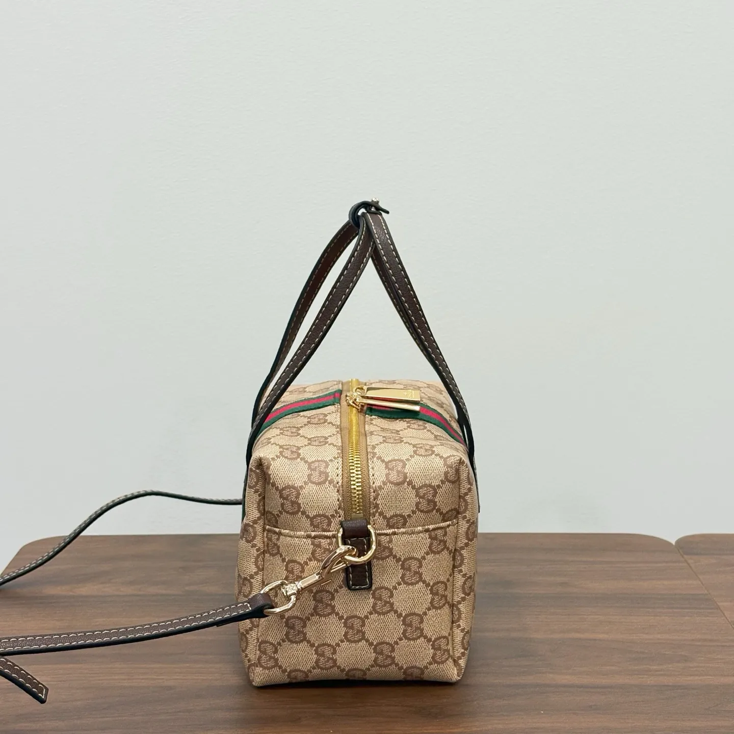 All Categories Official Website "Brand Women's Bags" Women's Bags 💙 GUCCI 2026 New GUCCI Crossbody Bag