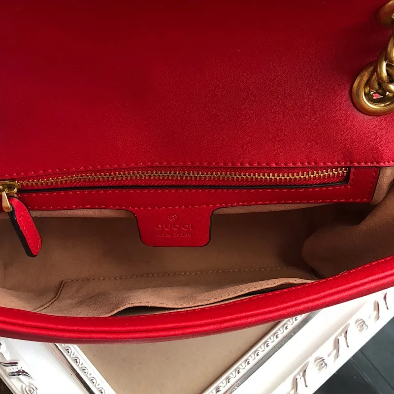 All categories Official website "Brand Women's Bags" Women's Bags 💙 GUCCI Fine imitation Gucci, high imitation Gucci bags, Gucci crossbody bags, 2022 official latest version Gucci crossbody bags, Gucci bag factory, recommended bags, size: 26-15-7CM