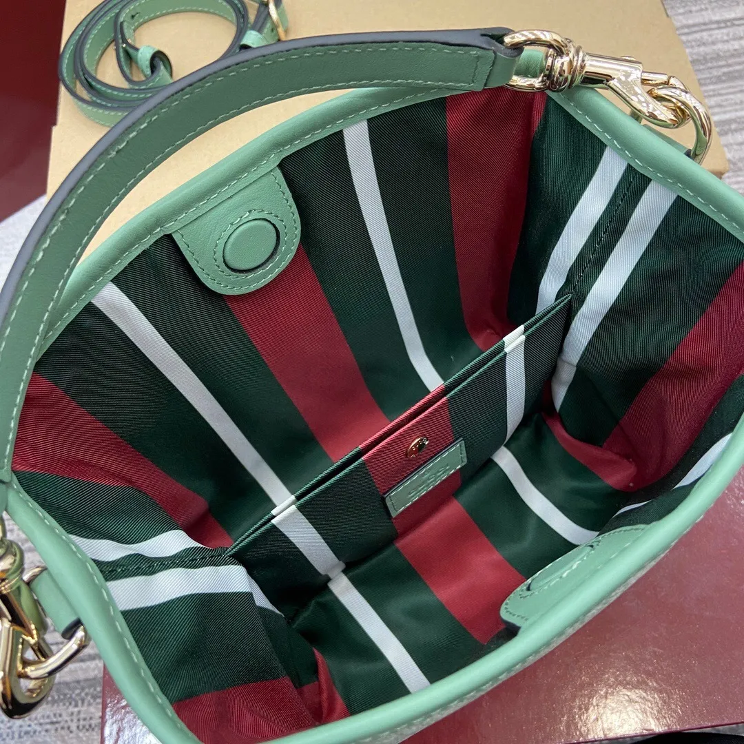 All Categories Official Website "Brand Women's Bags" Women's Bags 💙 GUCCI 2025 New GUCCI Crossbody Bag
