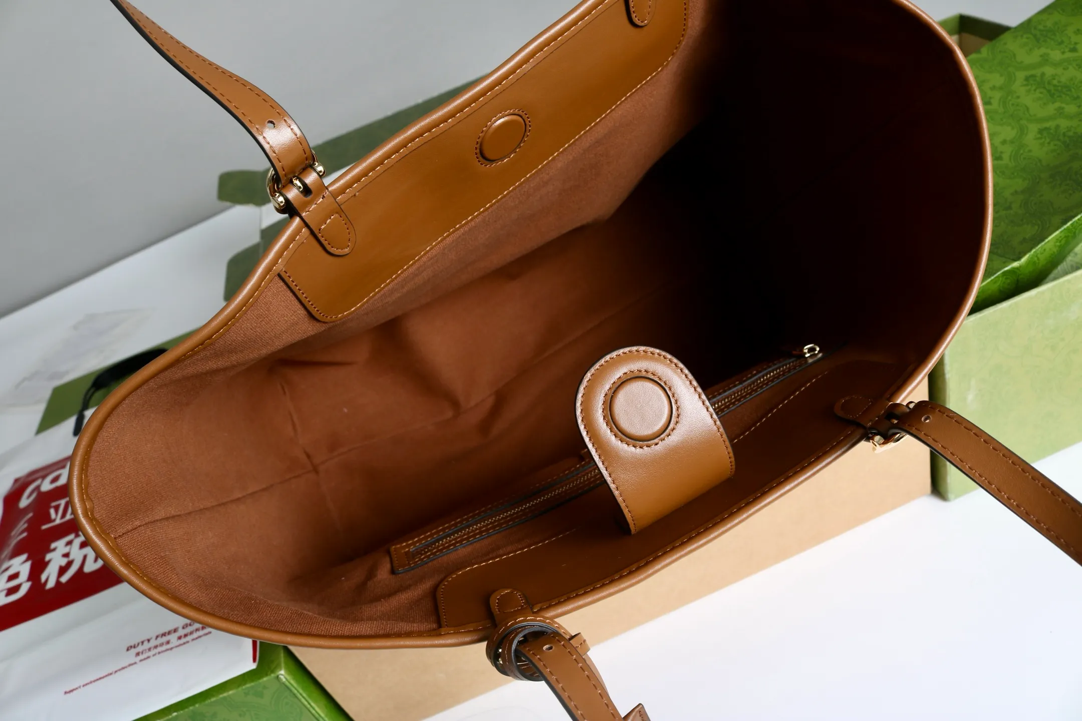 All categories Official website "Brand Women's Bags" Women's Bags 💙 GUCCI 2026 GUCCI new crossbody shoulder bag