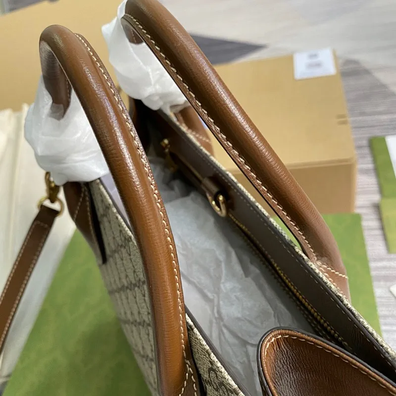 All Categories Official Website "Brand Women's Bags" Women's Bags 💙 GUCCI 2025 New GUCCI Crossbody Bag