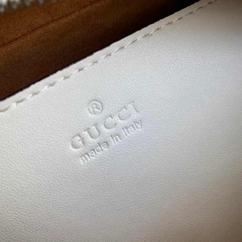 All categories Official website "Brand Women's Bags" Women's Bags 💙 GUCCI 2022 official new Gucci crossbody bag wholesale Original order quality 58001900 Size: 24-13-7Cm