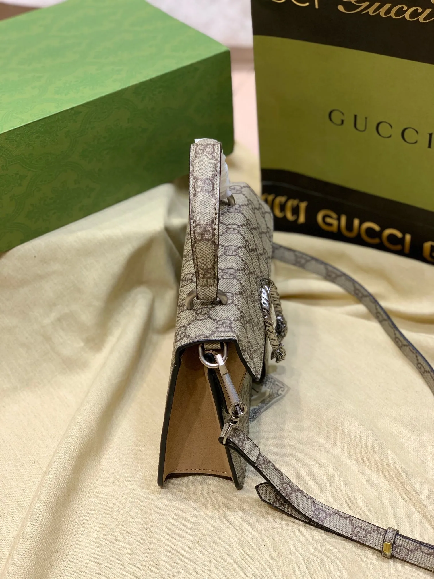 All categories Official website "Brand Women's Bags" Women's Bags 💙 GUCCI 2023 latest GUCCI crossbody bag
