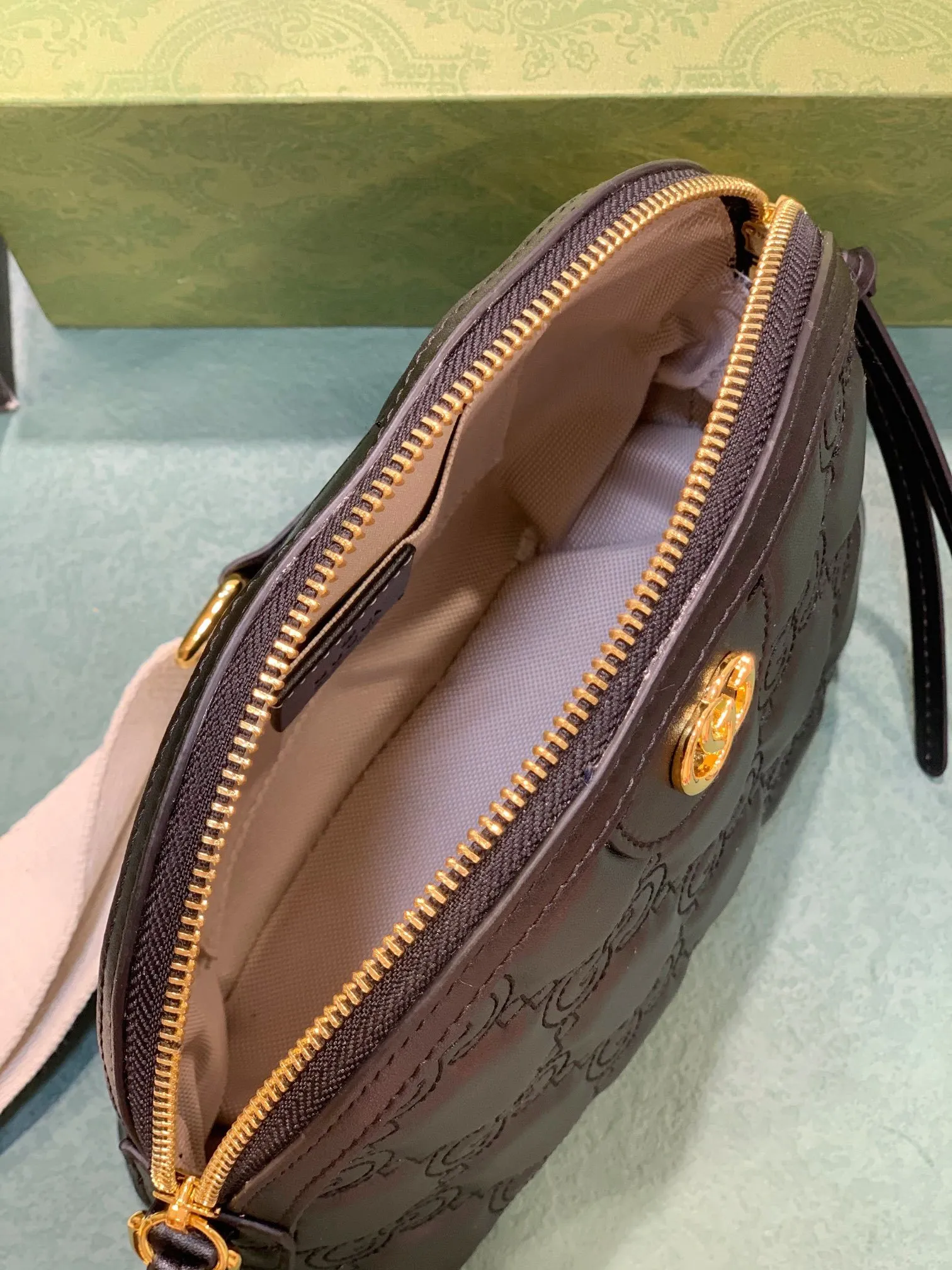 All categories Official website "Brand Women's Bags" Women's Bags 💙 GUCCI 2023 latest GUCCI crossbody bag