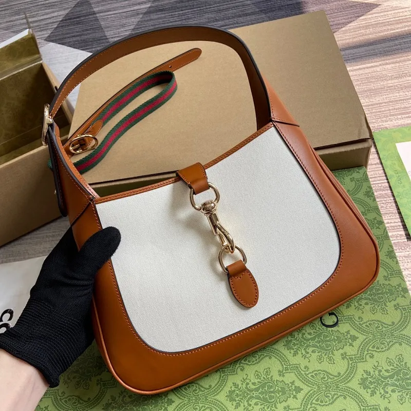 All Categories Official Website "Brand Women's Bags" Women's Bags 💙 GUCCI 2025 New GUCCI Crossbody Bag