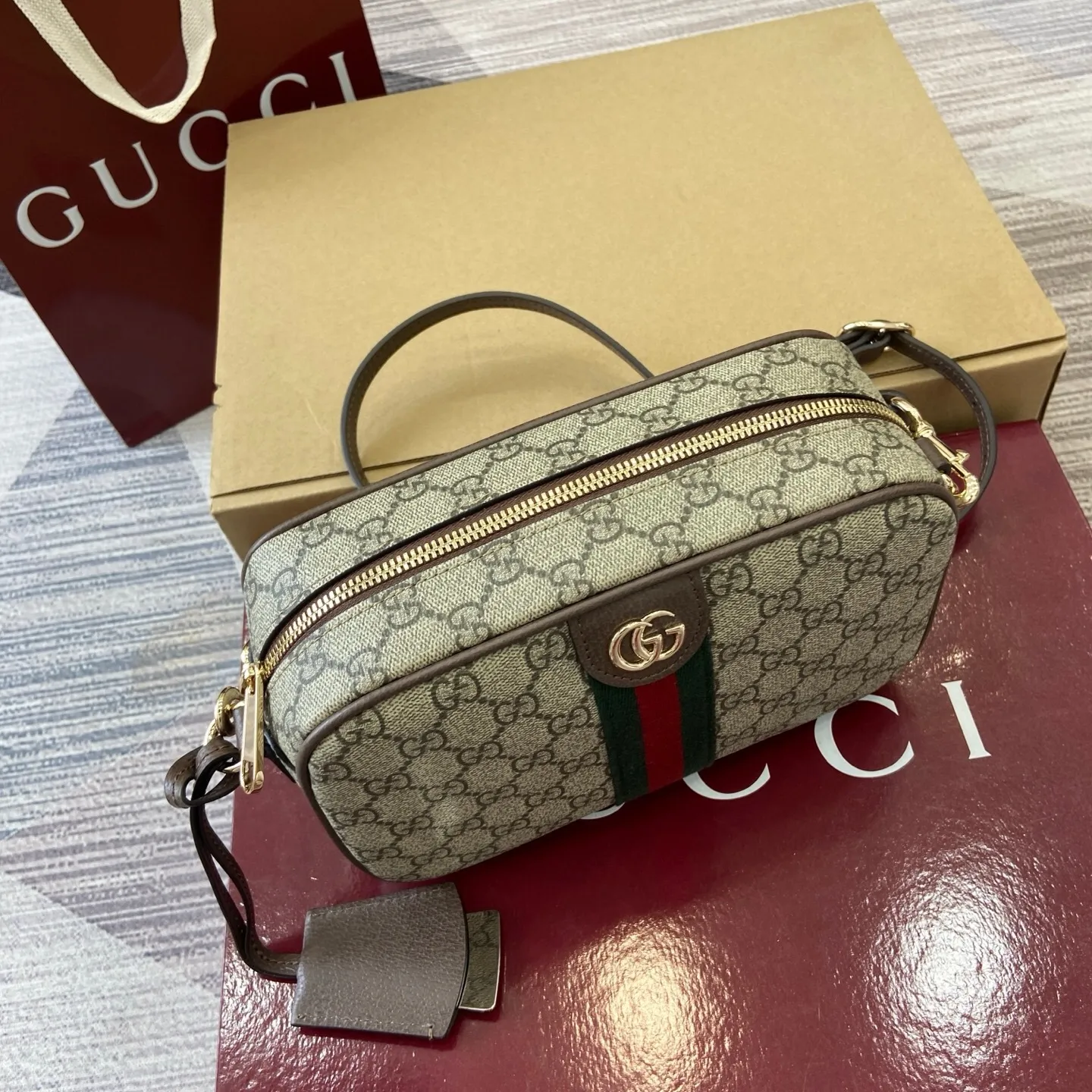 All Categories Official Website "Brand Women's Bags" Women's Bags 💙 GUCCI 2025 New GUCCI Crossbody Bag