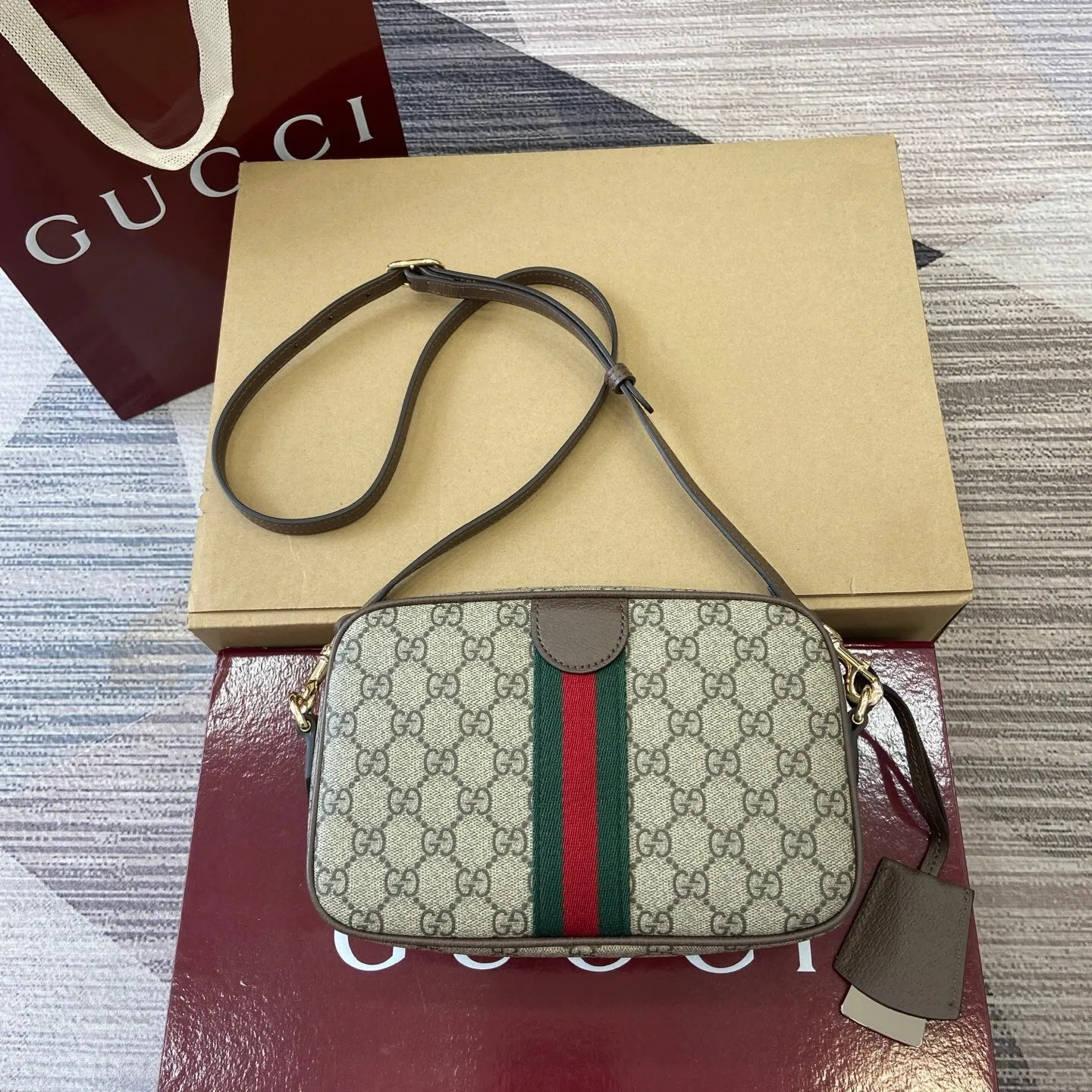 All Categories Official Website "Brand Women's Bags" Women's Bags 💙 GUCCI 2025 New GUCCI Crossbody Bag