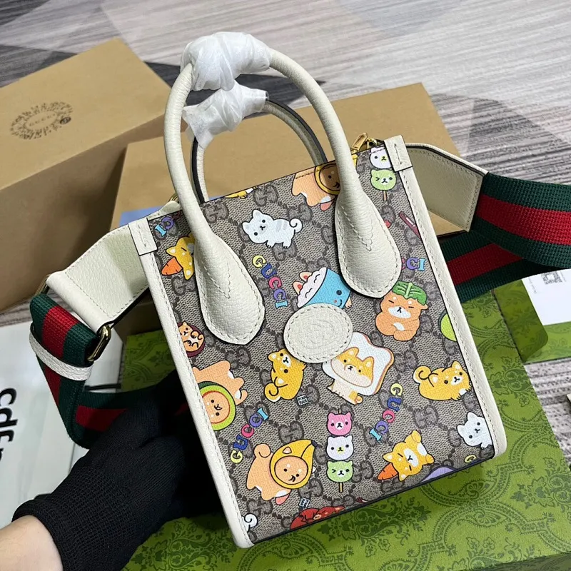 All Categories Official Website "Brand Women's Bags" Women's Bags 💙 GUCCI 2025 New GUCCI Crossbody Bag