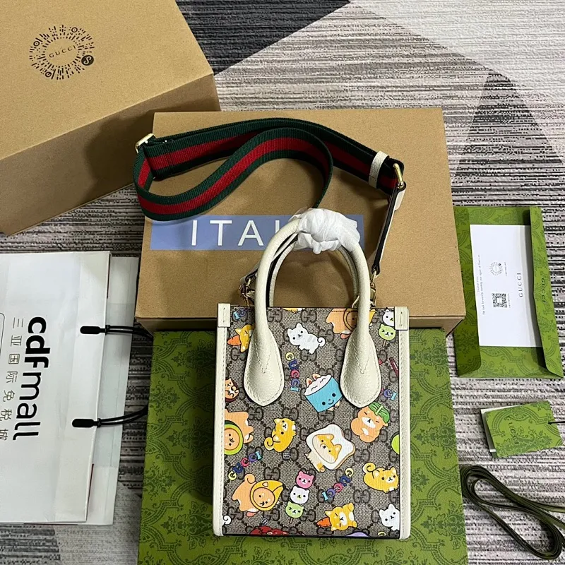 All Categories Official Website "Brand Women's Bags" Women's Bags 💙 GUCCI 2025 New GUCCI Crossbody Bag