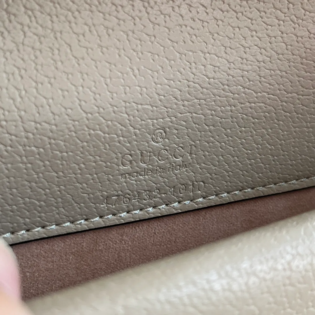 All categories Official website "Brand Women's Bags" Women's Bags 💙 GUCCI 2024 latest GUCCI crossbody bag