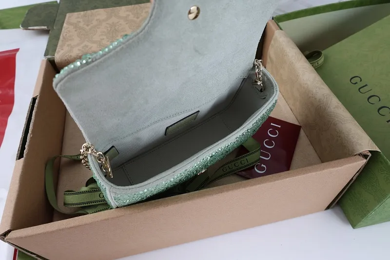 All categories Official website "Brand Women's Bags" Women's Bags 💙 GUCCI 2026 GUCCI new crossbody shoulder bag