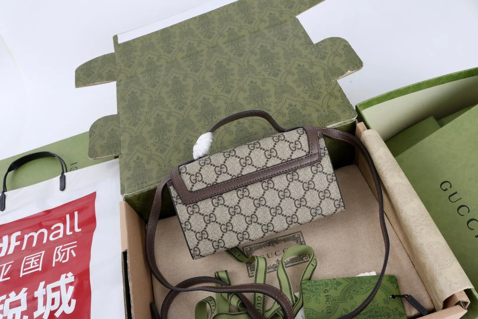 All Categories Official Website "Brand Women's Bags" Women's Bags 💙 GUCCI versatile lightweight crossbody bag for men and women