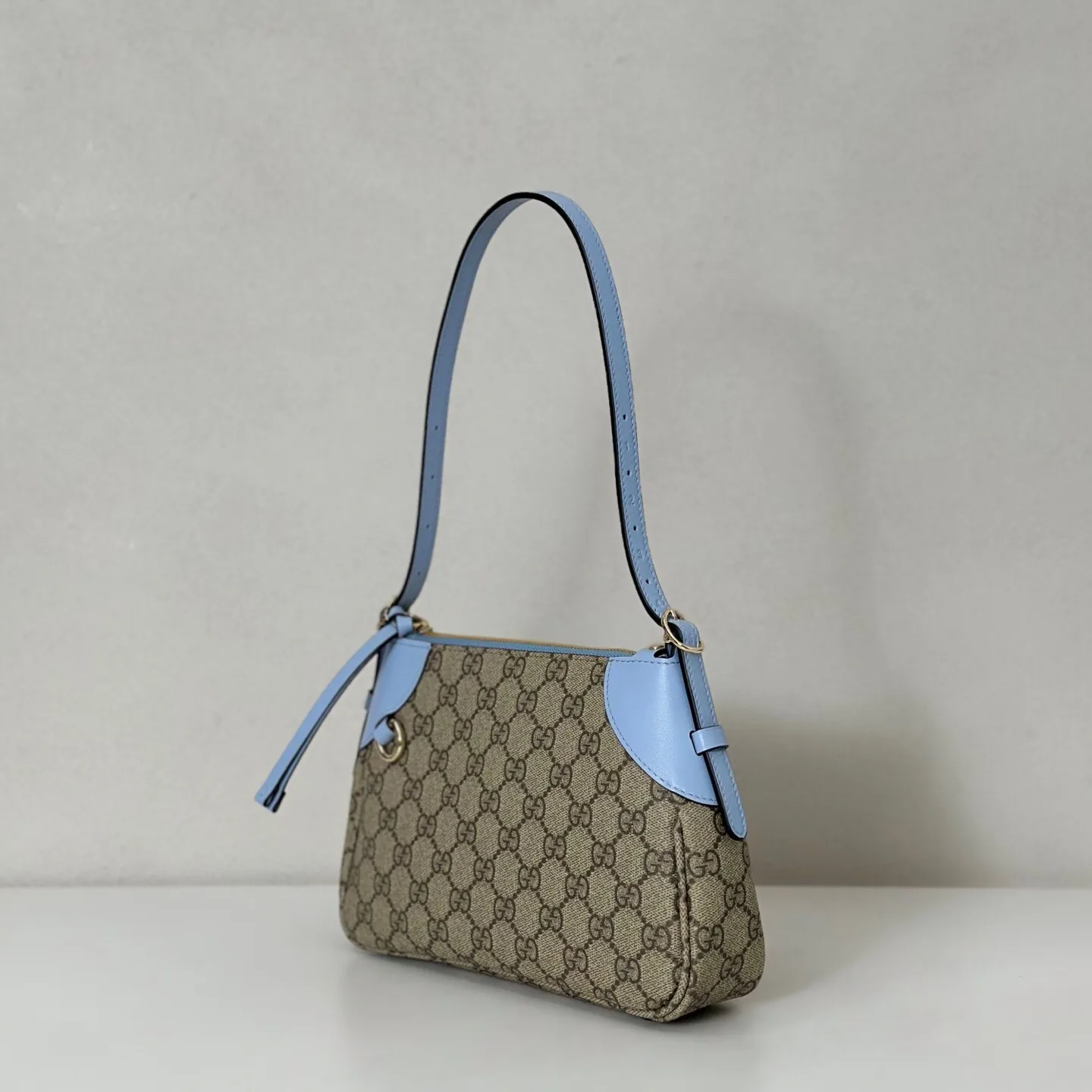All Categories Official Website "Brand Women's Bags" Women's Bags 💙 GUCCI 2025 New GUCCI Crossbody Bag