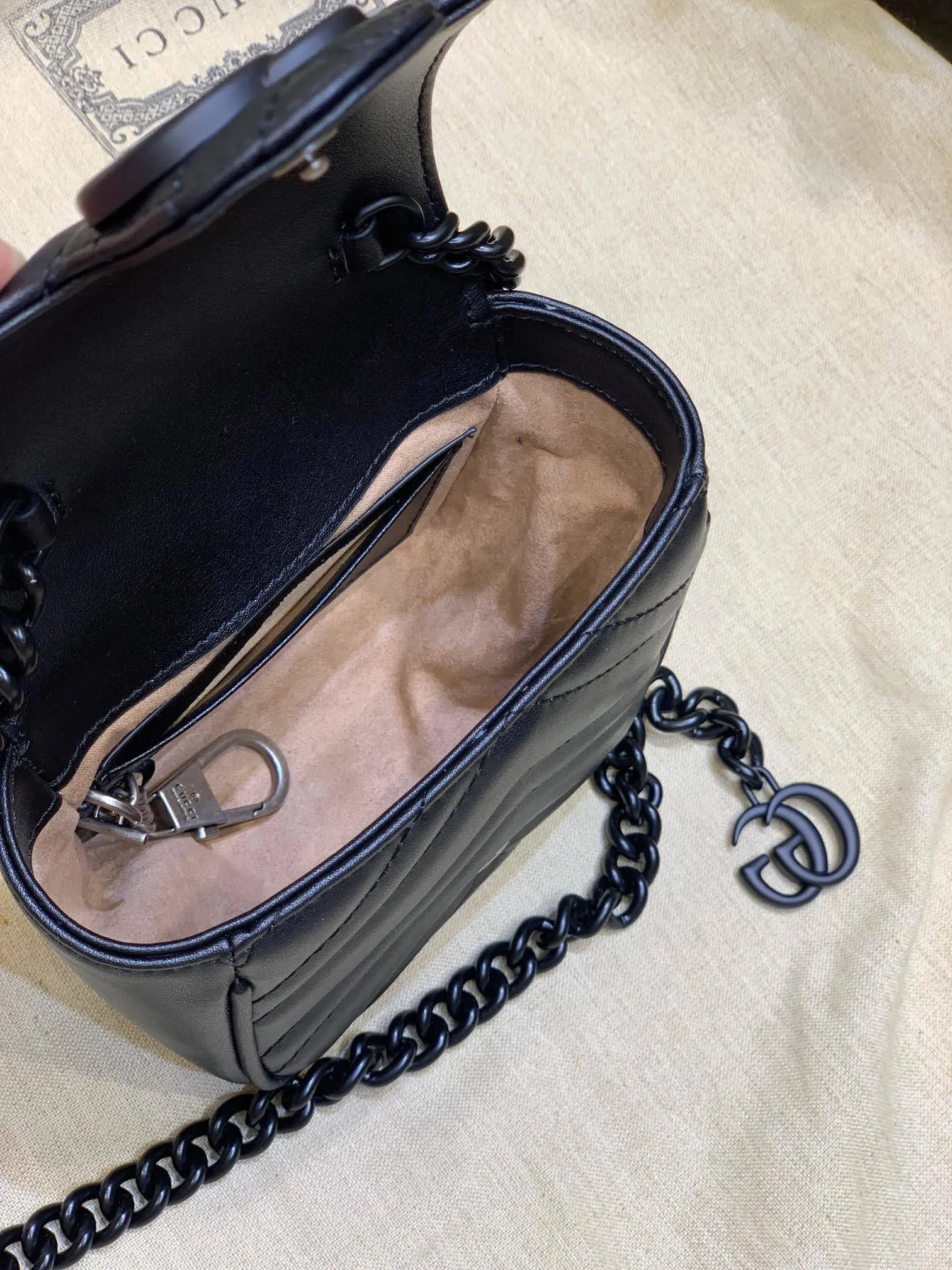 All categories Official website "Brand Women's Bags" Women's Bags 💙 GUCCI 2023 latest GUCCI crossbody bag