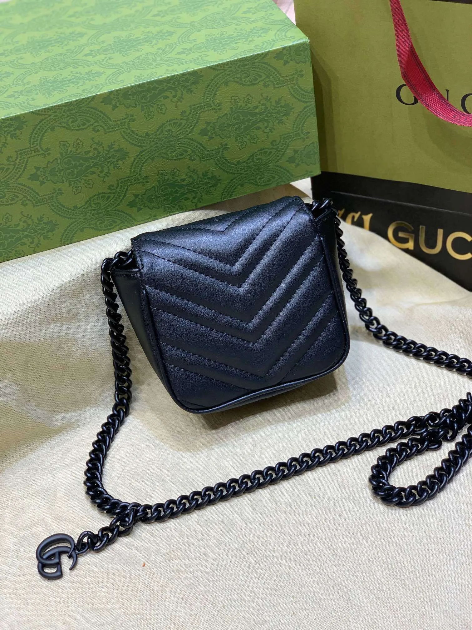 All categories Official website "Brand Women's Bags" Women's Bags 💙 GUCCI 2023 latest GUCCI crossbody bag