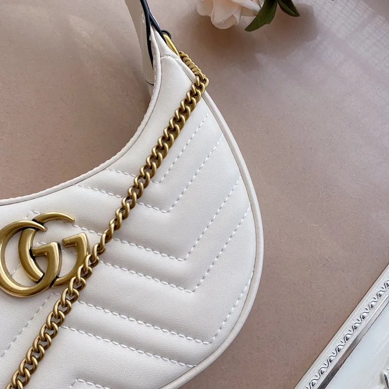 All Categories Official Website "Brand Women's Bags" Women's Bags 💙 GUCCI 2022 Official New Gucci Underarm Bag Wholesale 58001900 High Quality Specifications: 21-11-5CM