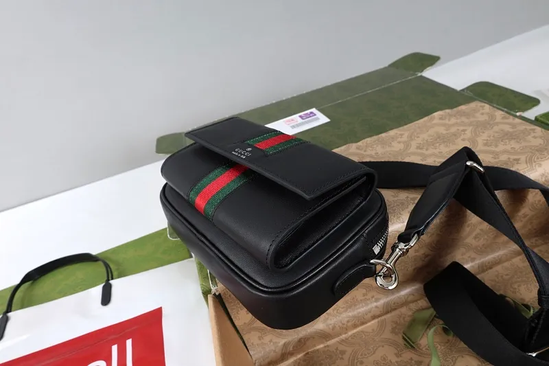 All categories Official website "Brand Women's Bags" Women's Bags 💙 GUCCI 2026 GUCCI new crossbody shoulder bag