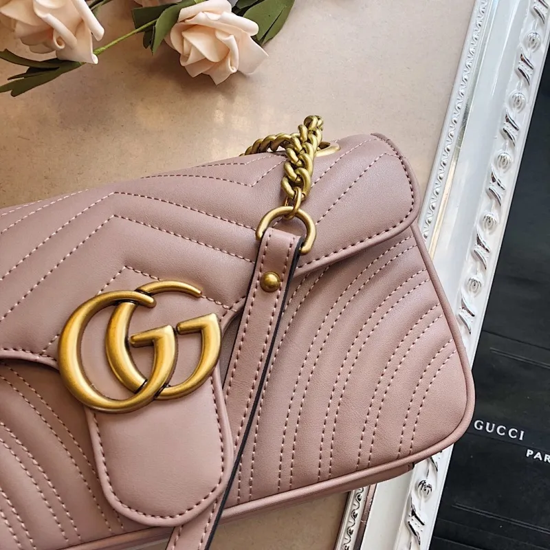 All categories Official website "Brand Women's Bags" Women's Bags 💙 GUCCI Fine imitation Gucci, high imitation Gucci bags, Gucci crossbody bags, 2022 official latest version Gucci crossbody bags, Gucci bag factory, recommended bags, size: 26-15-7CM