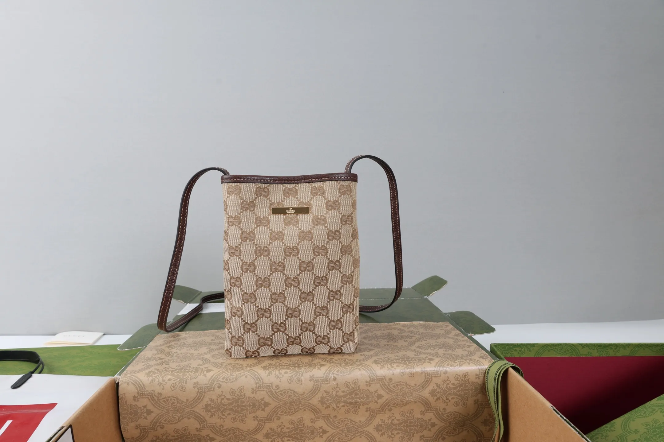 All Categories Official Website "Brand Women's Bags" Women's Bags 💙 GUCCI GUCCI 2026 New Classic GG Pattern Crossbody Bag