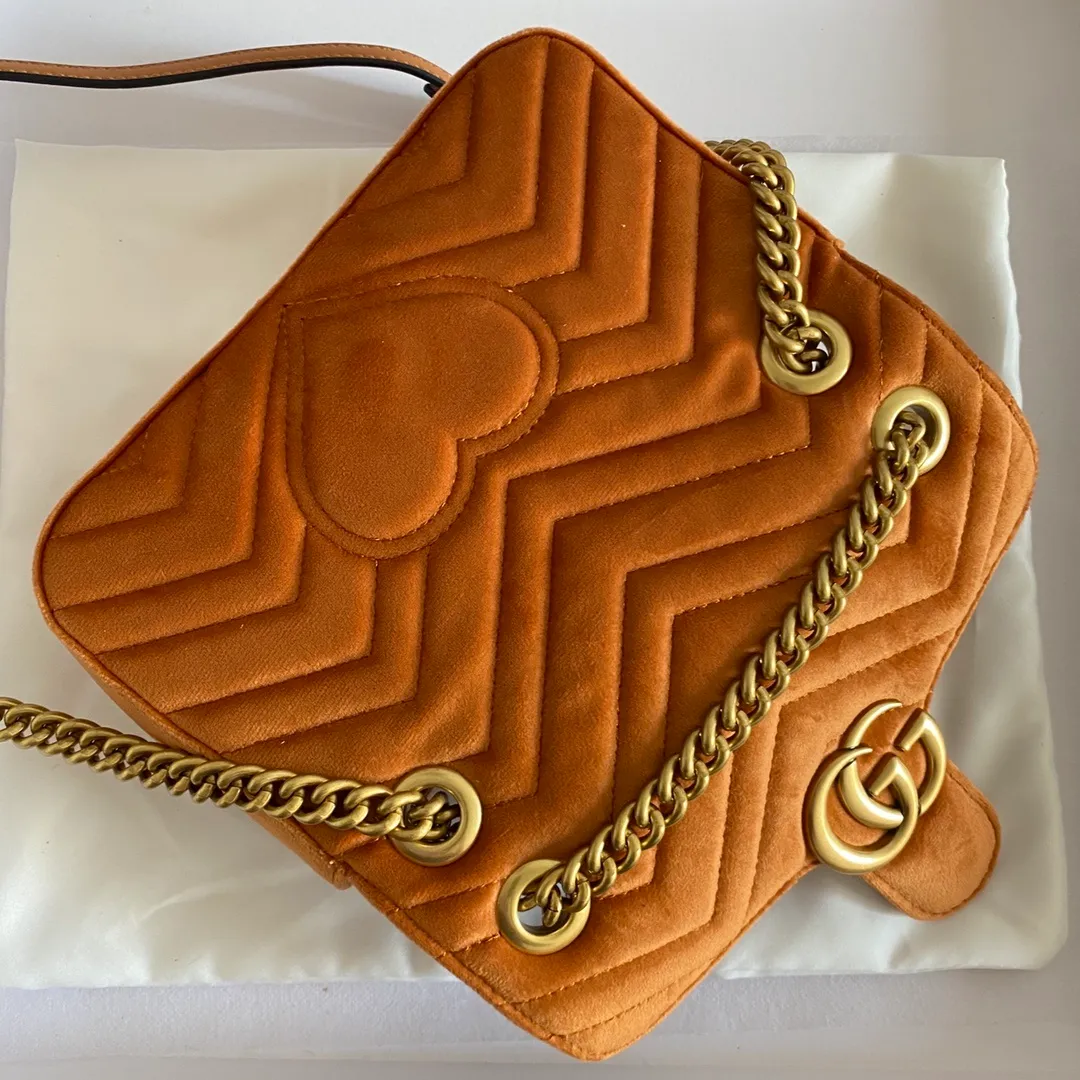 All categories Official website "Brand Women's Bags" Women's Bags 💙 GUCCI 2022 official new Gucci crossbody bag wholesale Original order quality 58002000 Size: 22-13-6Cm
