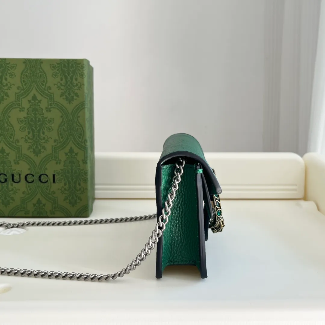 All categories Official website "Brand Women's Bags" Women's Bags 💙 GUCCI 2024 latest GUCCI crossbody bag