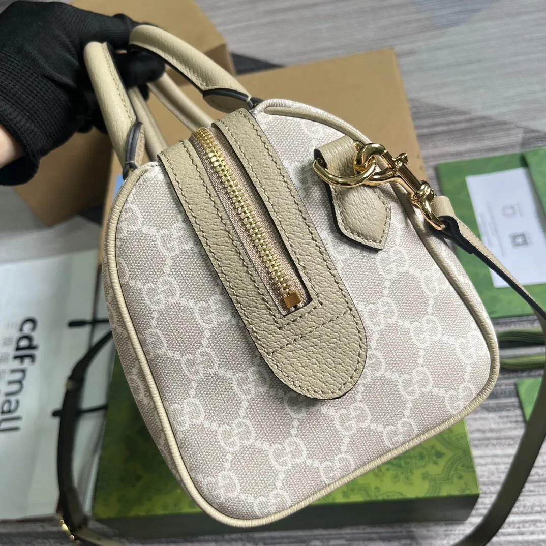 All Categories Official Website "Brand Women's Bags" Women's Bags 💙 GUCCI 2025 New GUCCI Crossbody Bag
