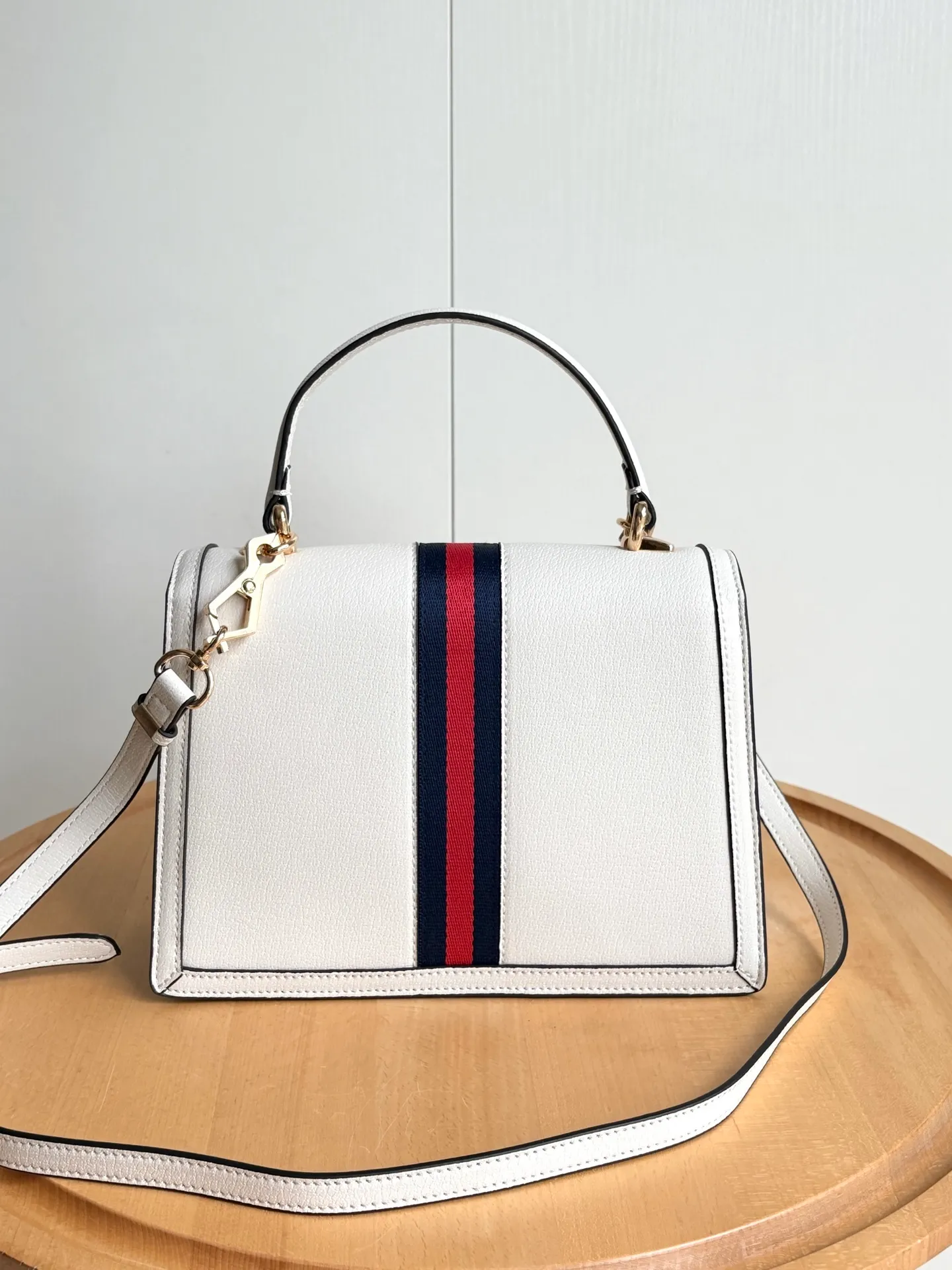 All Categories Official Website "Brand Women's Bags" Women's Bags 💙 GUCCI 2026 New GUCCI Crossbody Bag