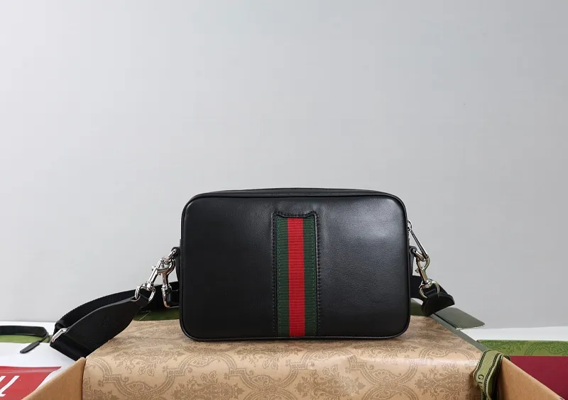 All categories Official website "Brand Women's Bags" Women's Bags 💙 GUCCI 2026 GUCCI new crossbody shoulder bag