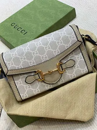 All categories Official website "Brand Women's Bags" Women's Bags 💙 GUCCI 2023 latest GUCCI crossbody bag