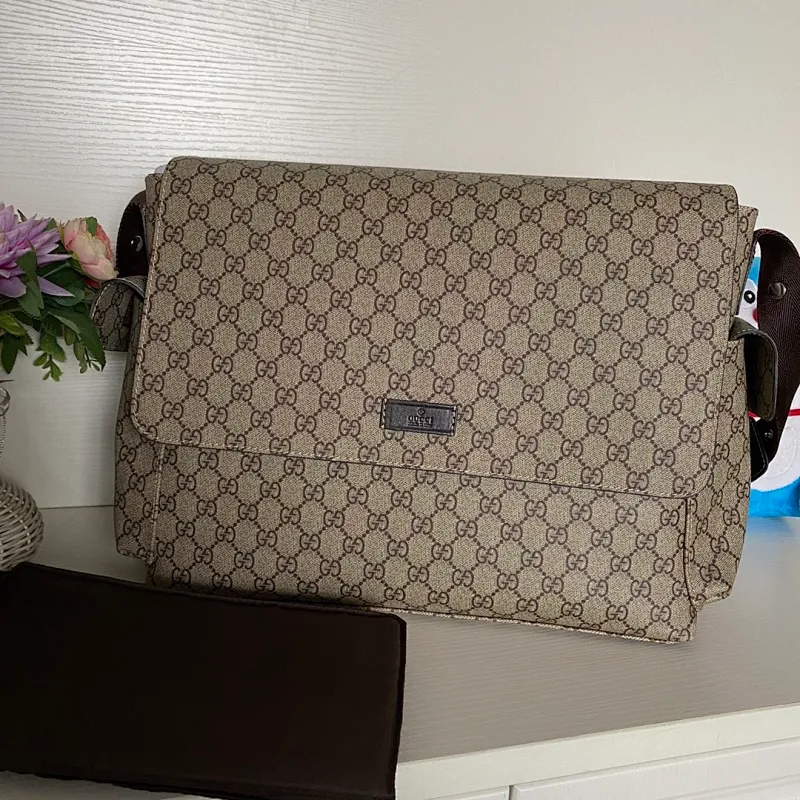 All Categories Official Website "Brand Women's Bags" Women's Bags 💙 GUCCI 2026 New GUCCI Crossbody Bag