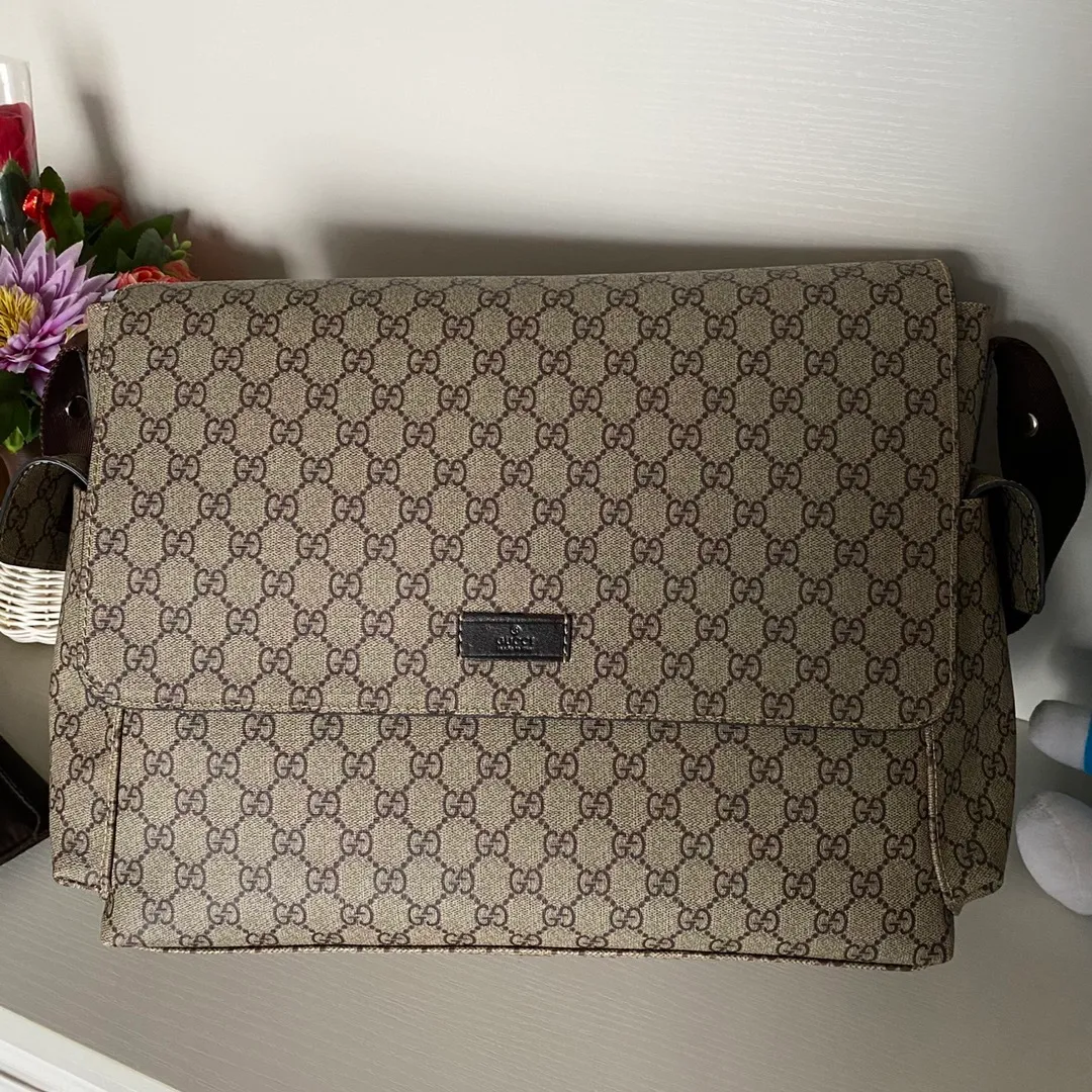All Categories Official Website "Brand Women's Bags" Women's Bags 💙 GUCCI 2026 New GUCCI Crossbody Bag
