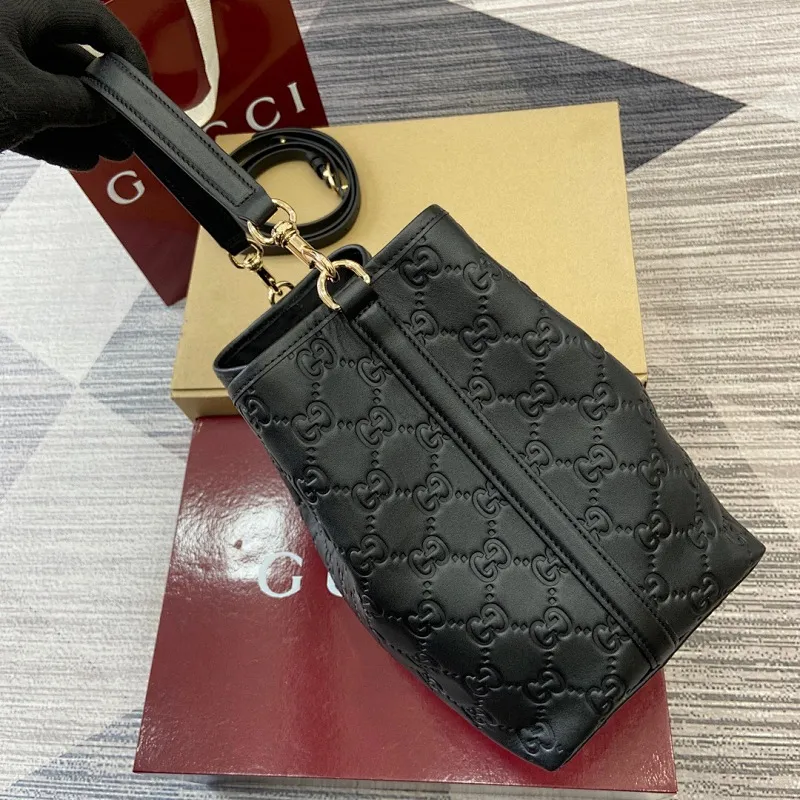 All Categories Official Website "Brand Women's Bags" Women's Bags 💙 GUCCI 2025 New GUCCI Crossbody Bag