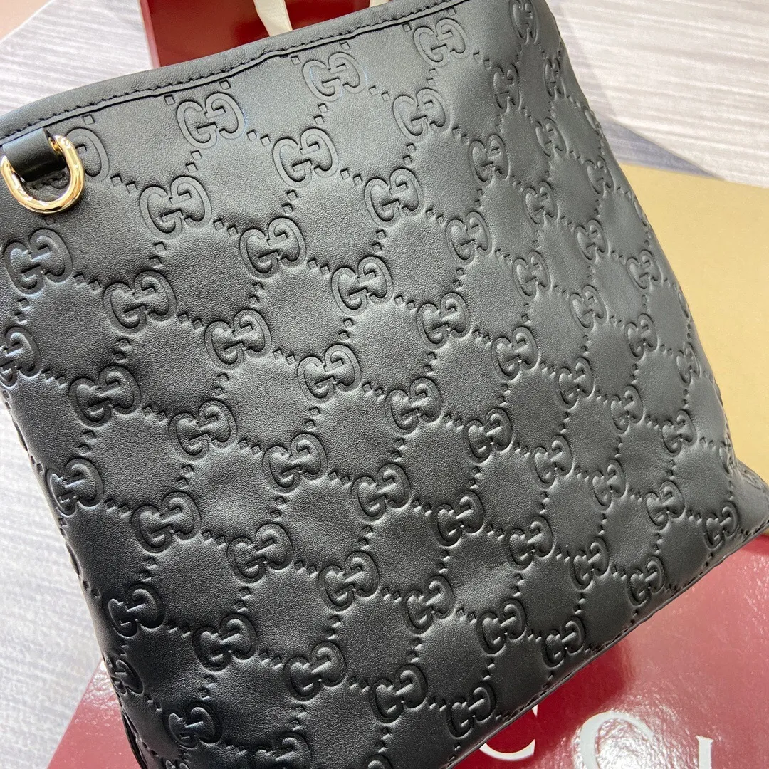 All Categories Official Website "Brand Women's Bags" Women's Bags 💙 GUCCI 2025 New GUCCI Crossbody Bag