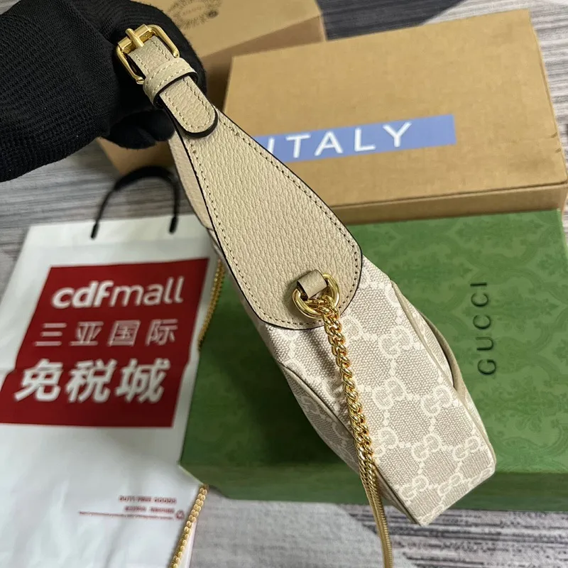 All categories Official website "Brand Women's Bags" Women's Bags 💙 GUCCI 2025 new GUCCI armpit bag