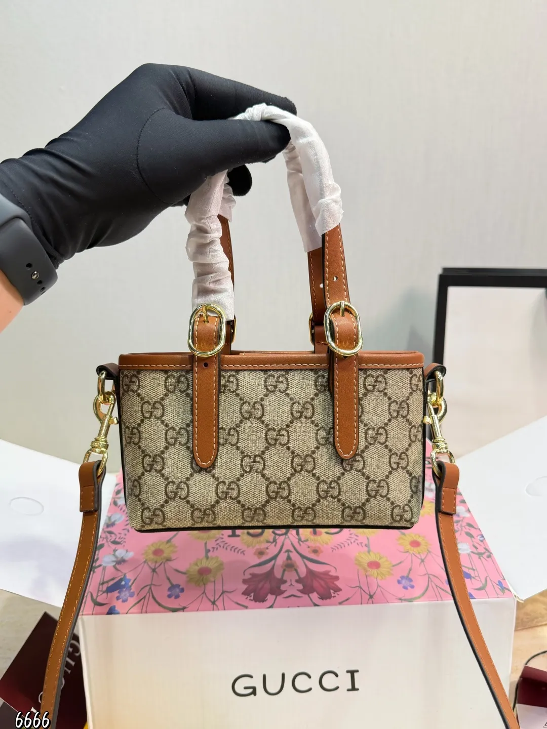 All Categories Official Website "Brand Women's Bags" Women's Bags 💙 GUCCI 2026 New GUCCI Crossbody Bag