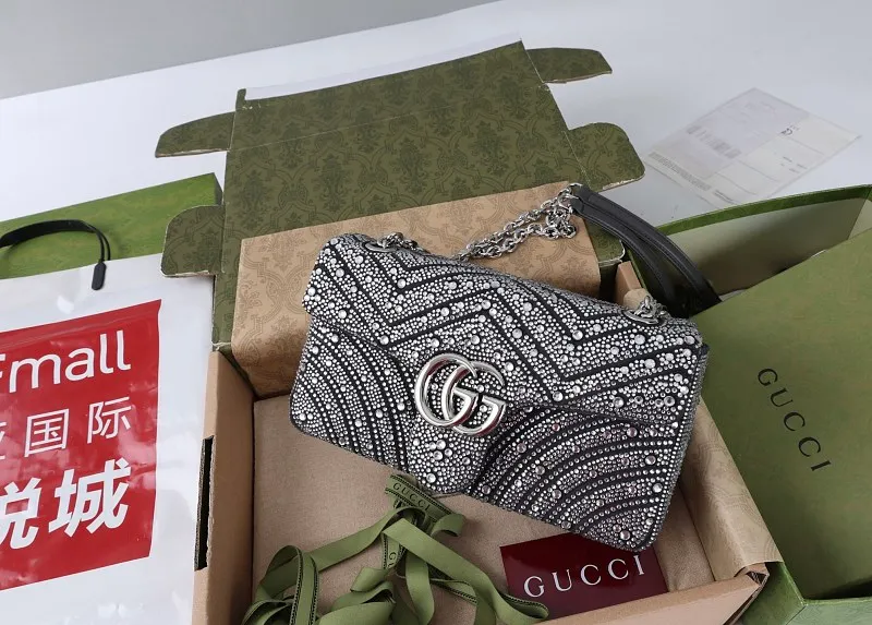 All categories Official website "Brand Women's Bags" Women's Bags 💙 GUCCI 2026 GUCCI new crossbody shoulder bag