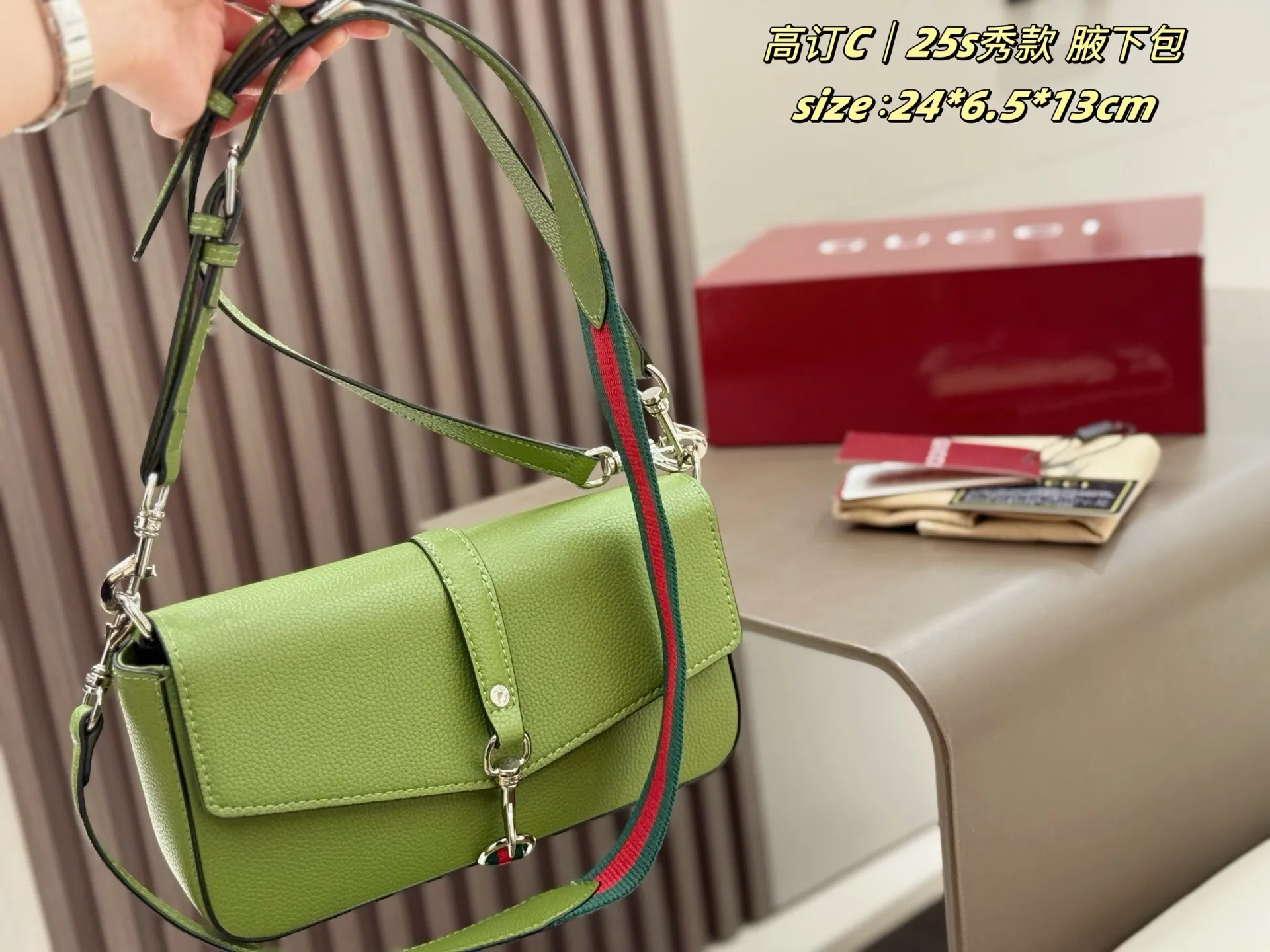 All categories Official website "Brand Women's Bags" Women's Bags 💙 GUCCI 2025 new GUCCI armpit bag