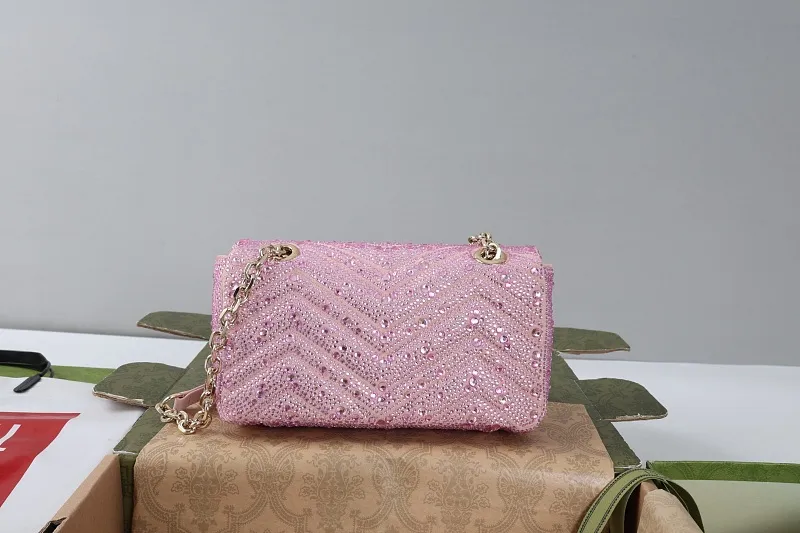 All categories Official website "Brand Women's Bags" Women's Bags 💙 GUCCI 2026 GUCCI new crossbody shoulder bag
