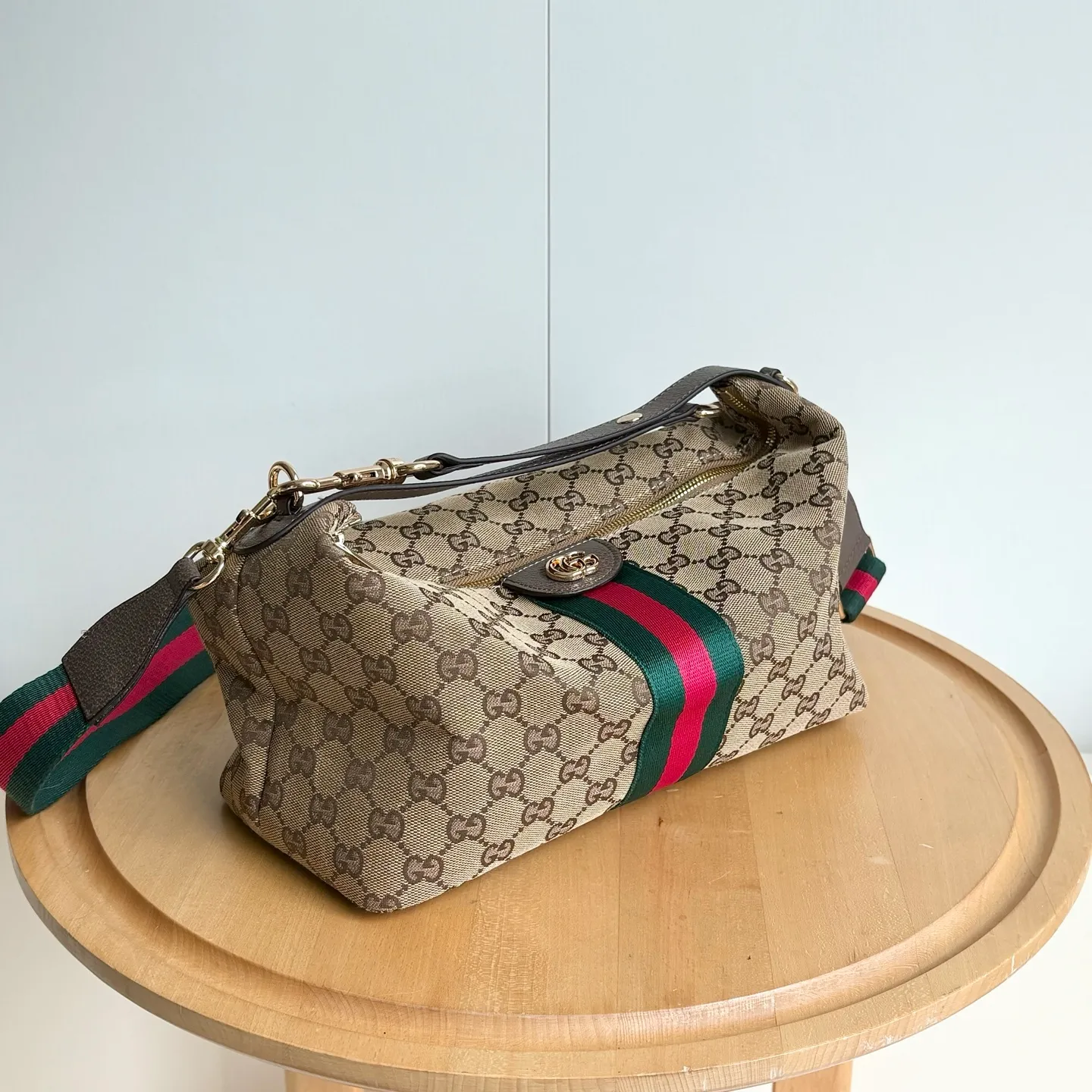 All Categories Official Website "Brand Women's Bags" Women's Bags 💙 GUCCI 2026 New GUCCI Crossbody Bag