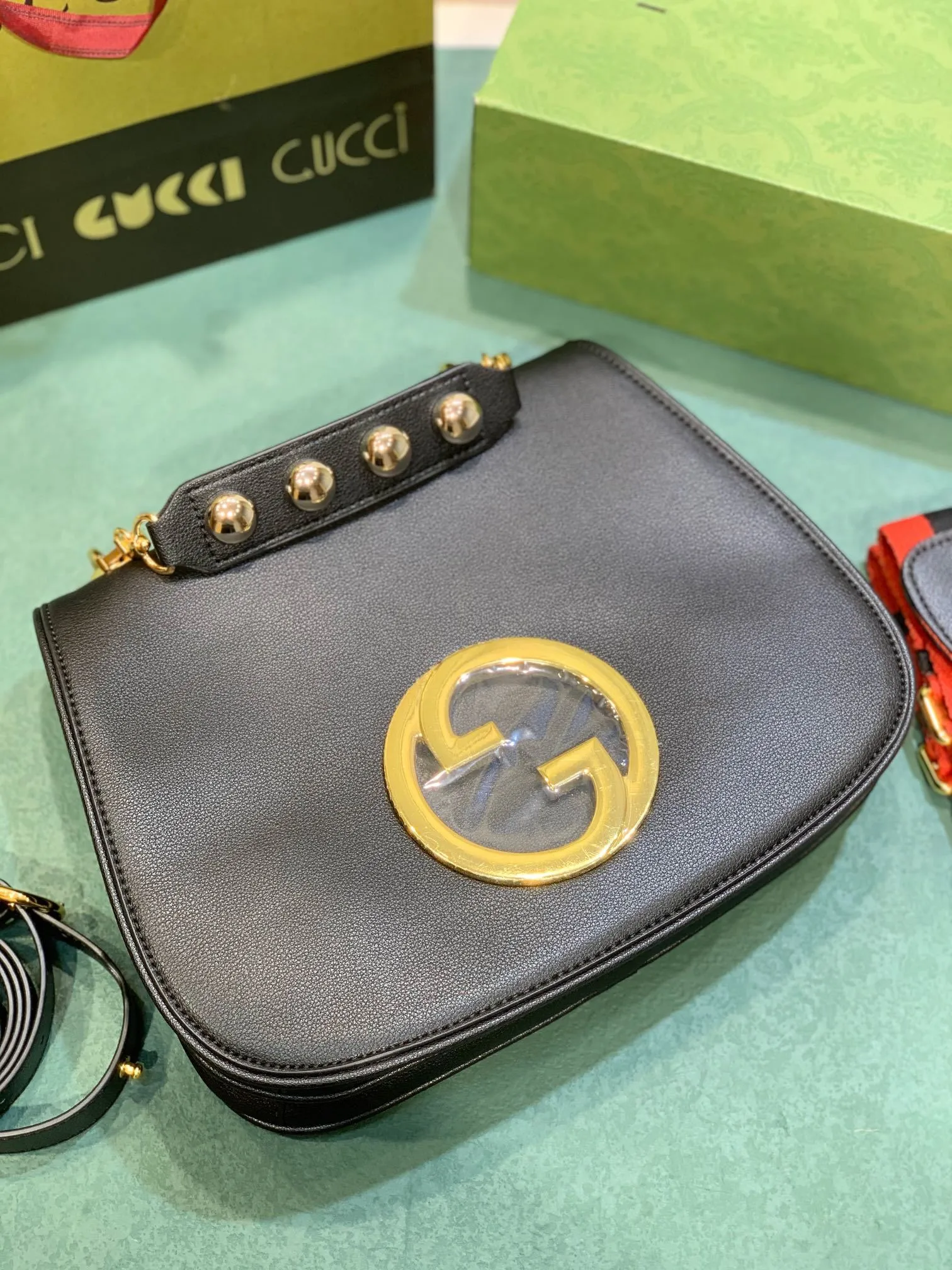 All categories Official website "Brand Women's Bags" Women's Bags 💙 GUCCI 2024 latest GUCCI crossbody bag