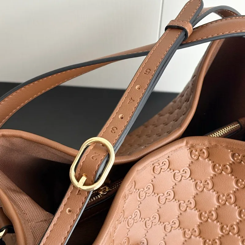 All Categories Official Website "Brand Women's Bags" Women's Bags 💙 GUCCI 2026 New GUCCI Crossbody Bag