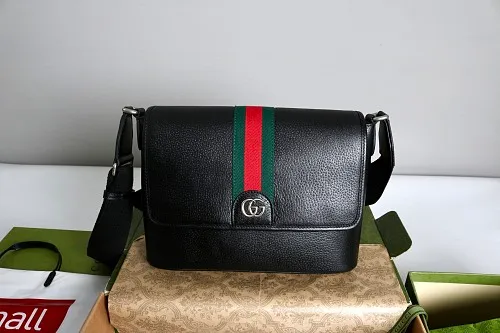 All categories Official website "Brand Women's Bags" Women's Bags 💙 GUCCI 2026 GUCCI new crossbody shoulder bag