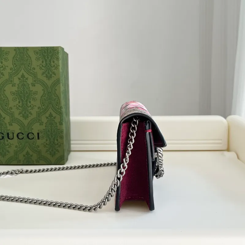 All categories Official website "Brand Women's Bags" Women's Bags 💙 GUCCI replica GUCCI, fine imitation GUCCI bag, GUCCI shoulder bag, 2023 official latest version GUCCI crossbody bag, frosted with cowhide, bag factory, original material, size: 16.5-10-4.5CM