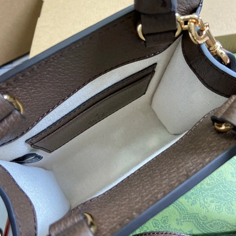 All Categories Official Website "Brand Women's Bags" Women's Bags 💙 GUCCI 2025 New GUCCI Crossbody Bag