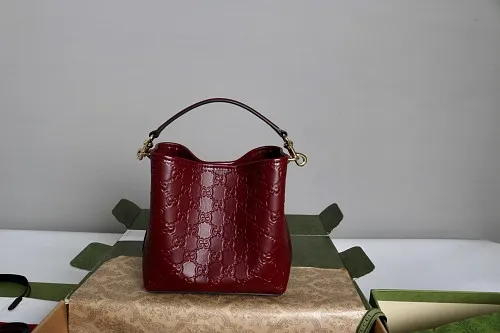 All categories Official website "Brand Women's Bags" Women's Bags 💙 GUCCI 2026 GUCCI new crossbody shoulder bag